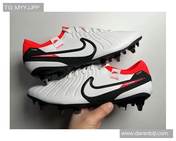 足球鞋长度最长的球星是谁揭秘 他如何用脚步创造传奇